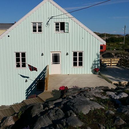 Lysvoldbrygga Panzió Henningsvær Kültér fotó