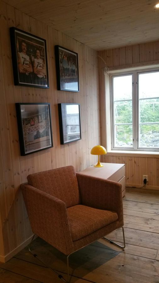 Lysvoldbrygga Panzió Henningsvær Kültér fotó