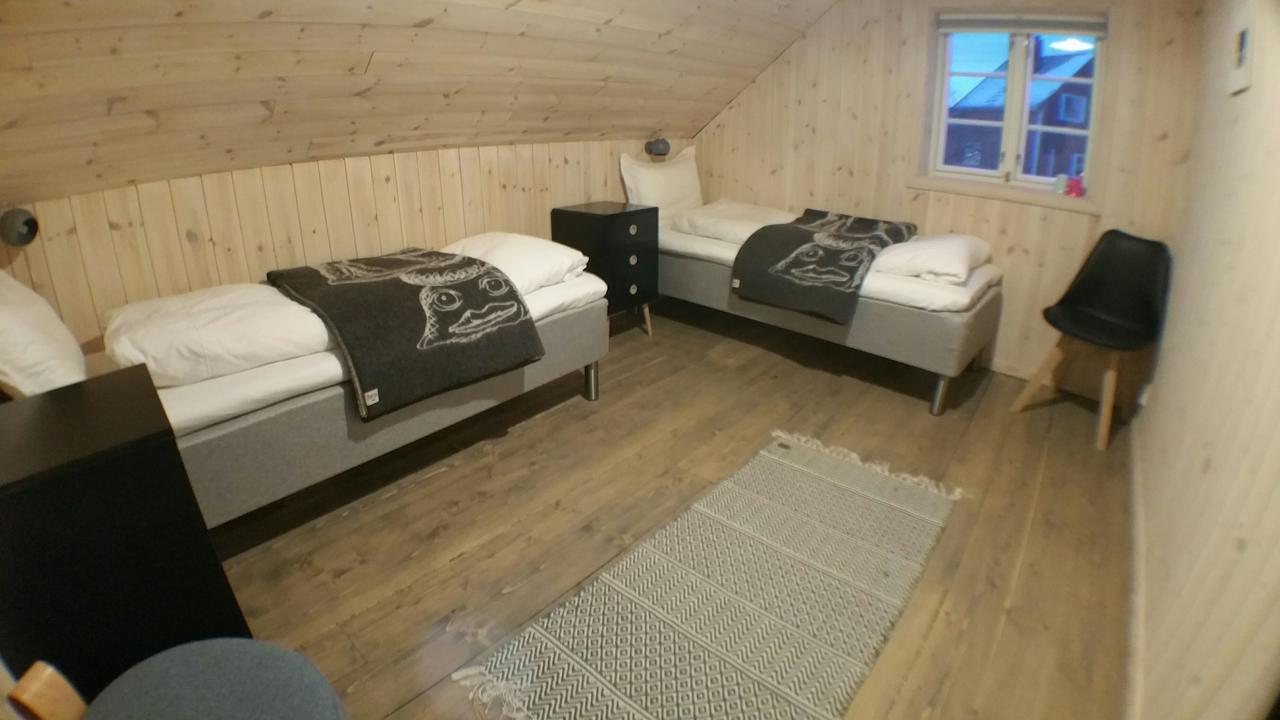 Lysvoldbrygga Panzió Henningsvær Kültér fotó